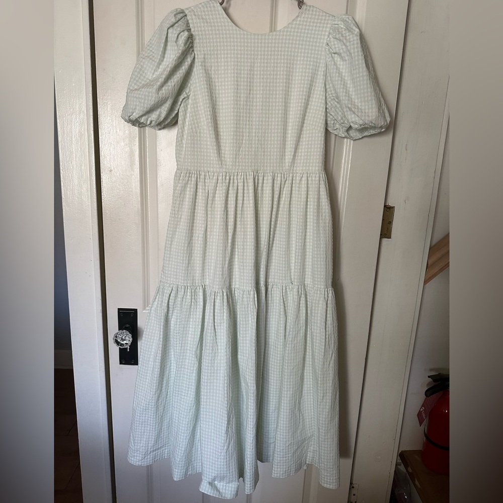 Antonio Melani “Born On 4th” Puff Sleeve Gingham Dress, size 8, light green